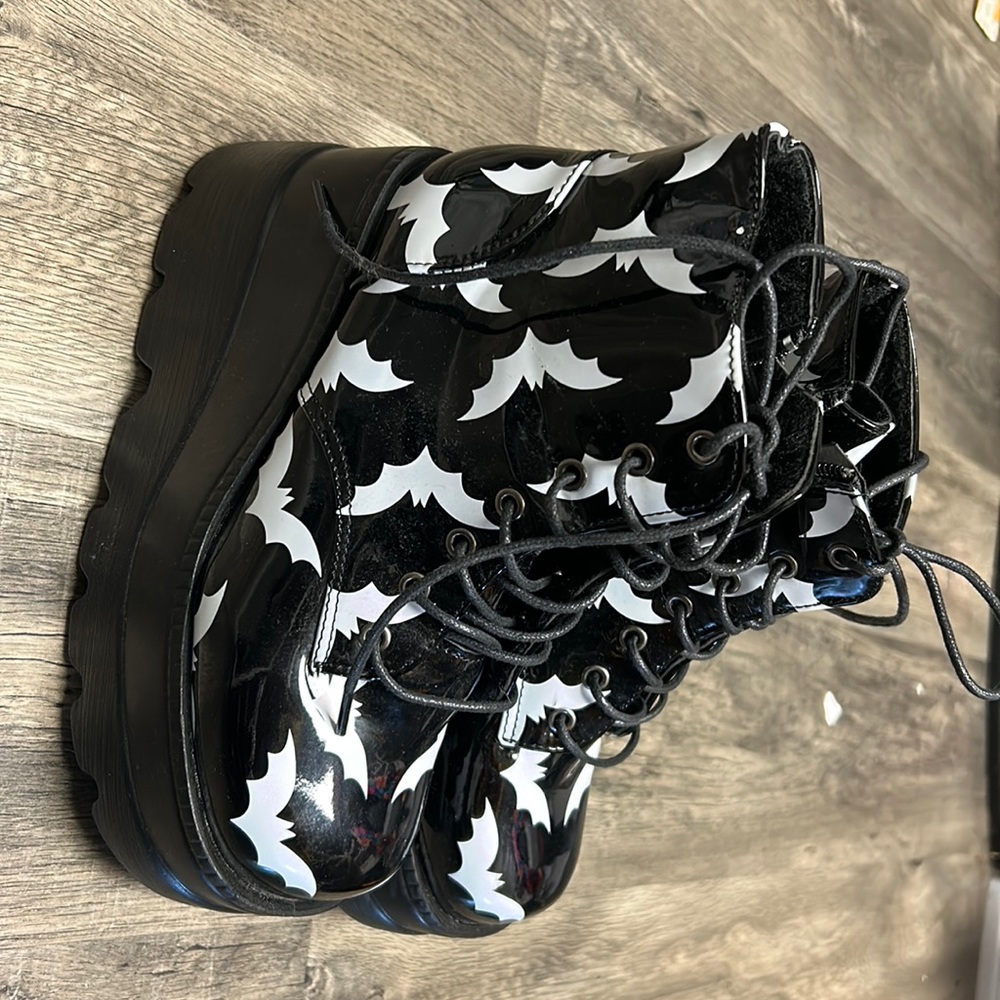 Bat platforms